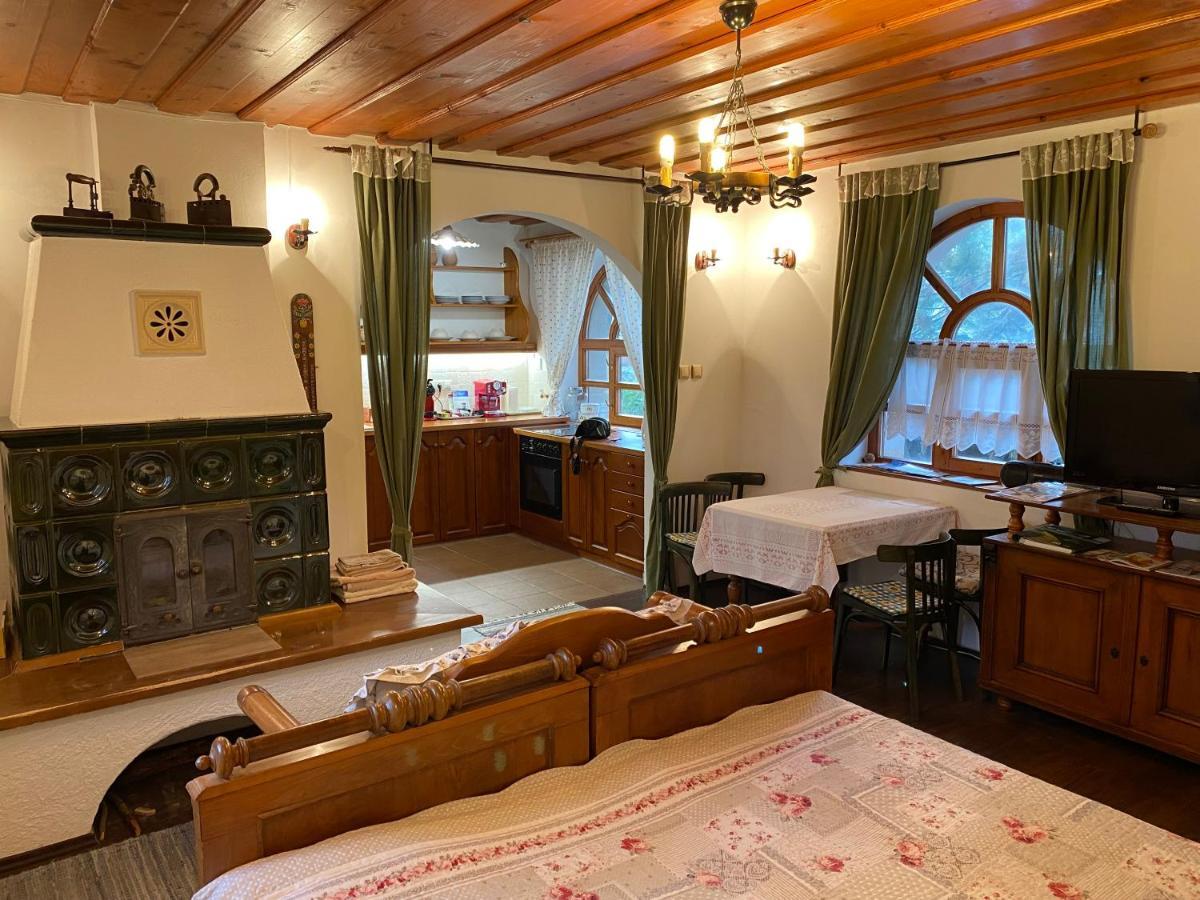 Oereghaz 1839 Hotel โชปาค ภายนอก รูปภาพ